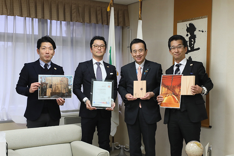 静岡県浜松市の鈴木康友市長を表敬訪問 訪問風景2