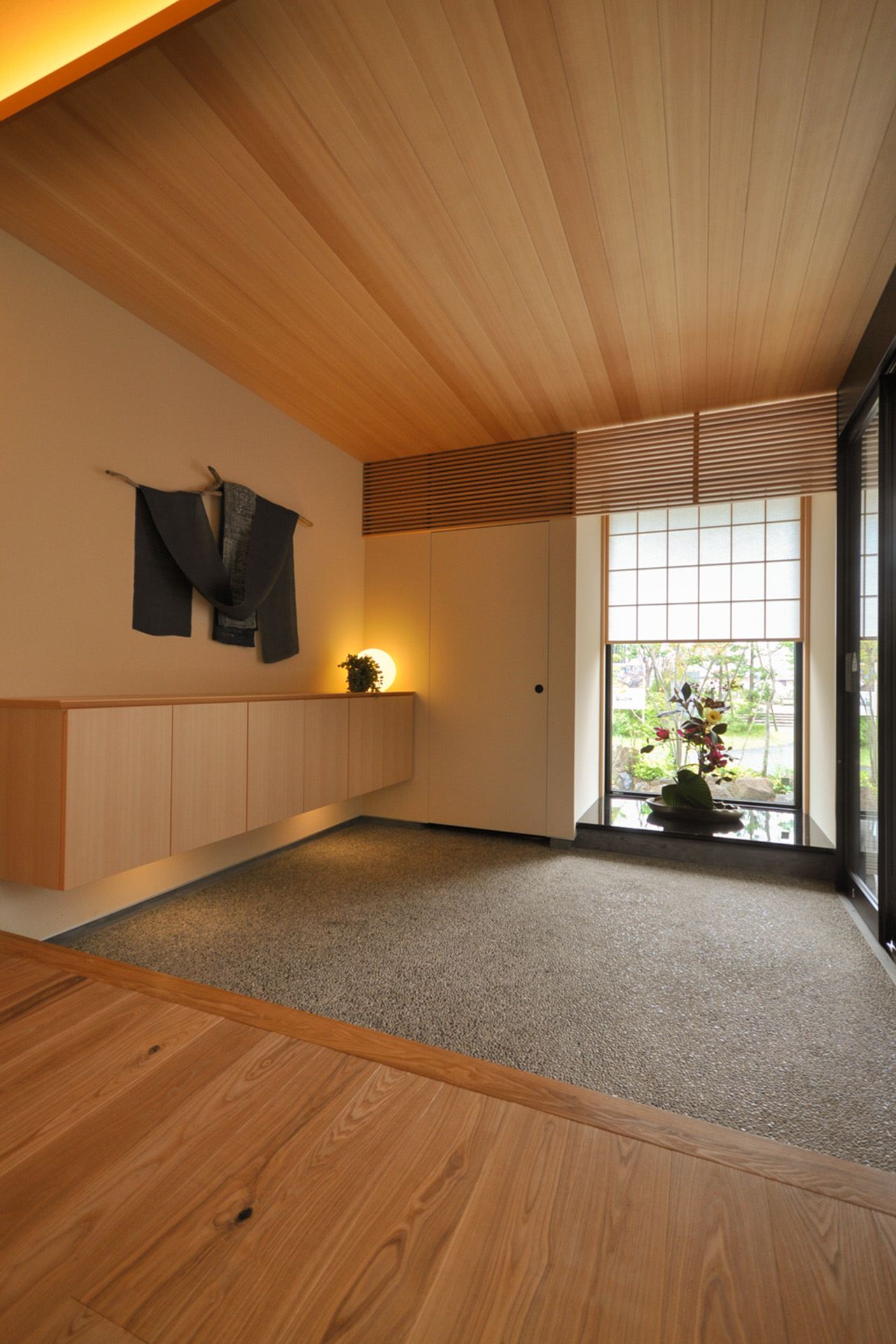スプルース 板張り天井